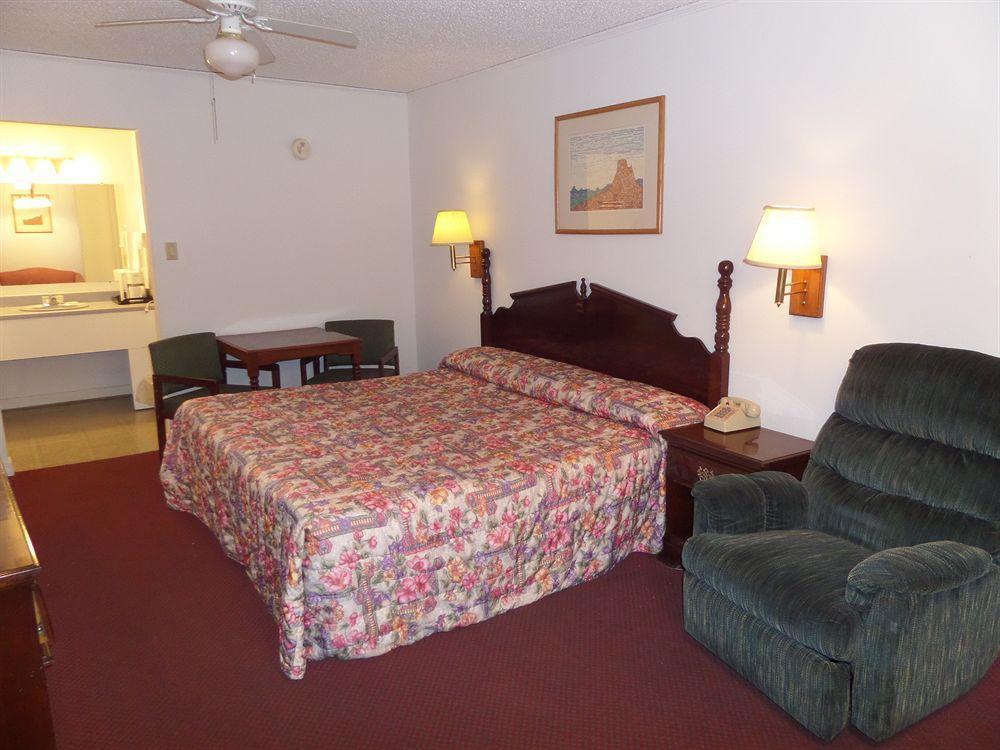 Homestay Inn & Suites Russellville Extérieur photo